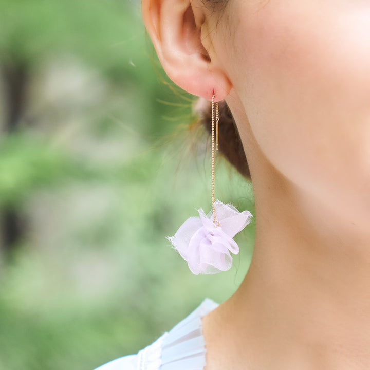 2099円硝子細工の様なイヤーカフ＊*.イヤリング あじさい フラワー 2099円硝子細工の様なイヤーカフ＊*.イヤリング あじさい フラワー