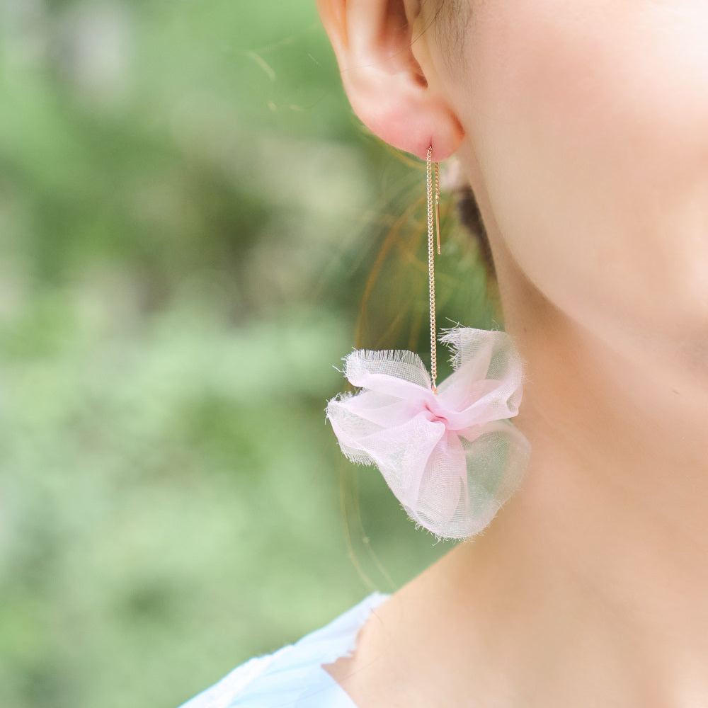 アジサイ~フェザーピンク|ゆれる花咲きぽんぽんフリル|ピアス アジサイ~フェザーピンク|ゆれる花咲きぽんぽんフリル|ピアス