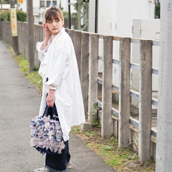 【未使用】咲き編みフラワー ハンドメイド 作家chiko クラッチバッグ カーキ シュシュ – 咲き編みアーティストchiko