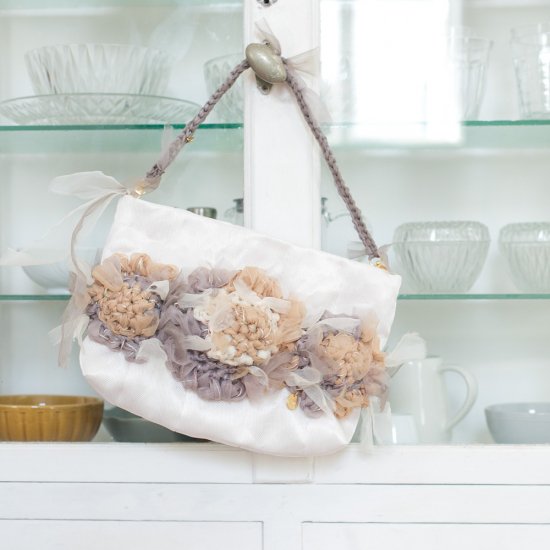 【未使用】咲き編みフラワー ハンドメイド 作家chiko クラッチバッグ カーキ レディ｜咲き編みクラッチ・ハンドバッグ（畳縁） クラッチ