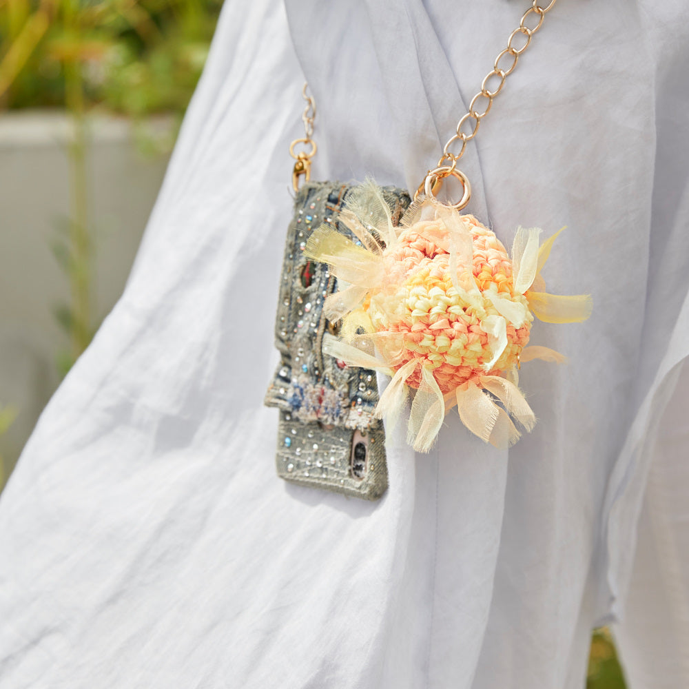未使用】咲き編みフラワー ハンドメイド 作家chiko クラッチ