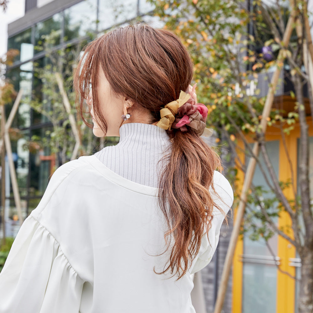 レインボー<秋>｜彩る咲き編みシュシュ