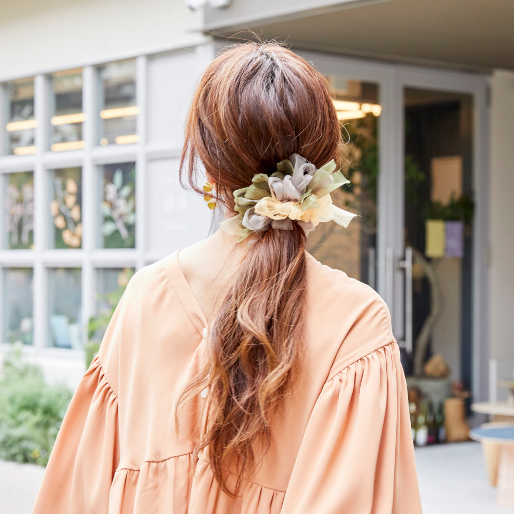 キンモクセイ｜彩る咲き編みシュシュ