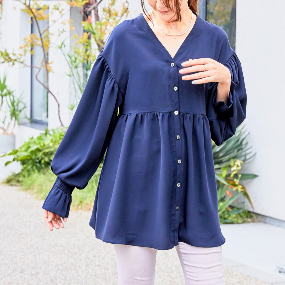 美品　オスティアジャパン衣　水玉　チュニック　ネイビー　シルク混　ロングブラウス spdgmt008.jpg