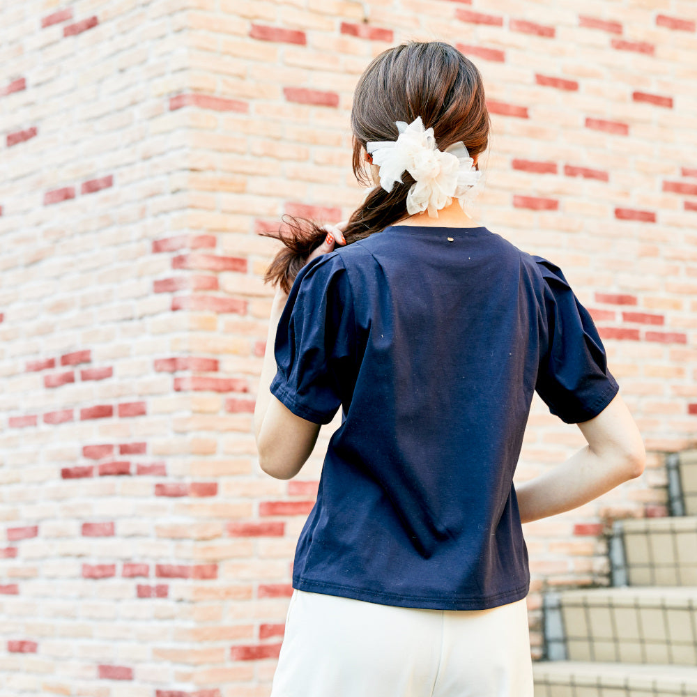 華奢な肩がつくれるパフスリーブの接触冷感Tシャツ｜ロイヤル