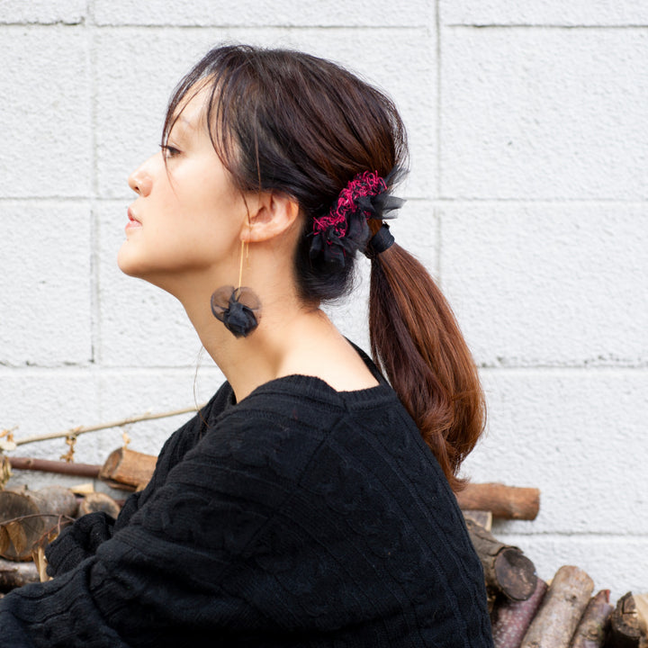 なな様ハンドメイド♡イザベル編み上げ風♡ヘアクリップ①