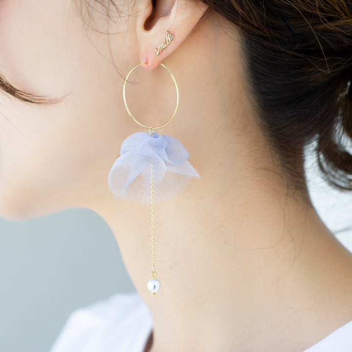 注目の くらげのフープピアス/イヤリング（18kgp）｜デュオ 咲き編み – ピアス